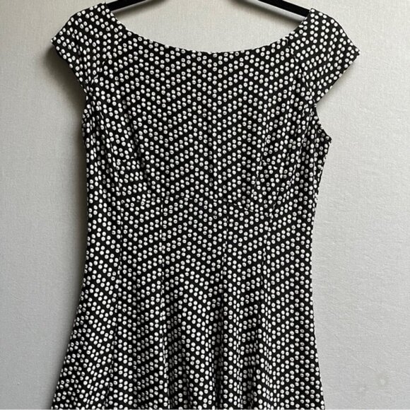Laura Petite Elegant Black and White Polka Dot Dress Sz 8P - Picture 3 of 8